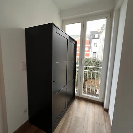 Ferienwohnung Oder Montagewohnung In Koblenz 1 Og Apartment *
