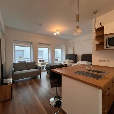 Ferienwohnung Oder Montagewohnung In Koblenz 1 Og Apartamento *
