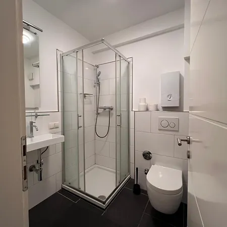 Apartamento Ferienwohnung Oder Montagewohnung In Koblenz 1 Og *